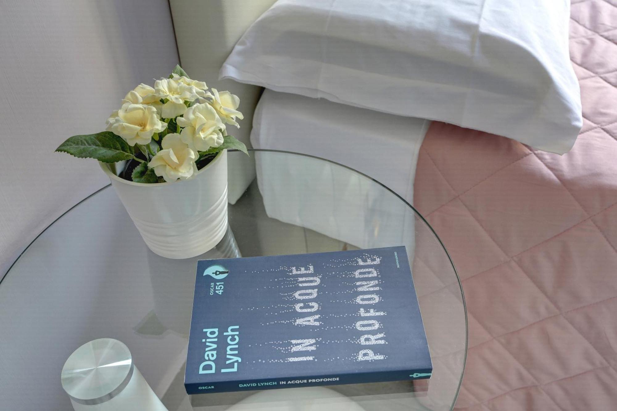 Bed and Breakfast Claudia House Roma Termini Екстер'єр фото